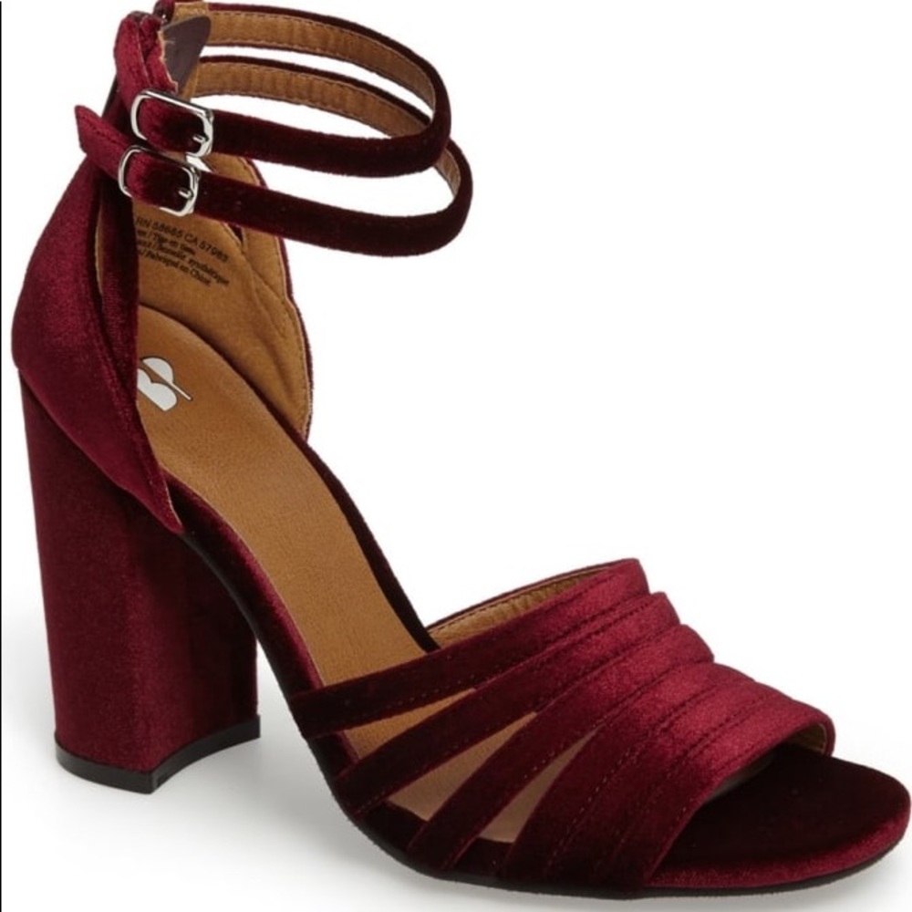 NWOT BP. Gaby Ruby Velvet Ankle Strap Block Pump